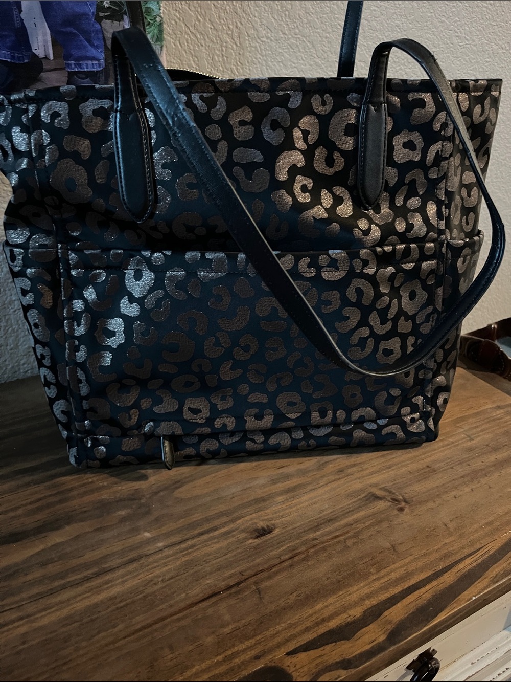 kate spade Black and Metallic Gold Leopard-Print Tote - Picture 5 of 9